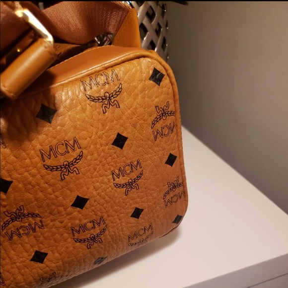 MCM Classic Stark Backpack Tan Monogram - Picture 5 of 10